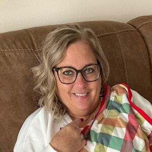 Meet your Posher, Selina